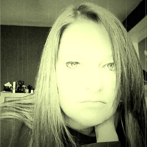 Meet your Posher, Crystal - Picture 1 of 1